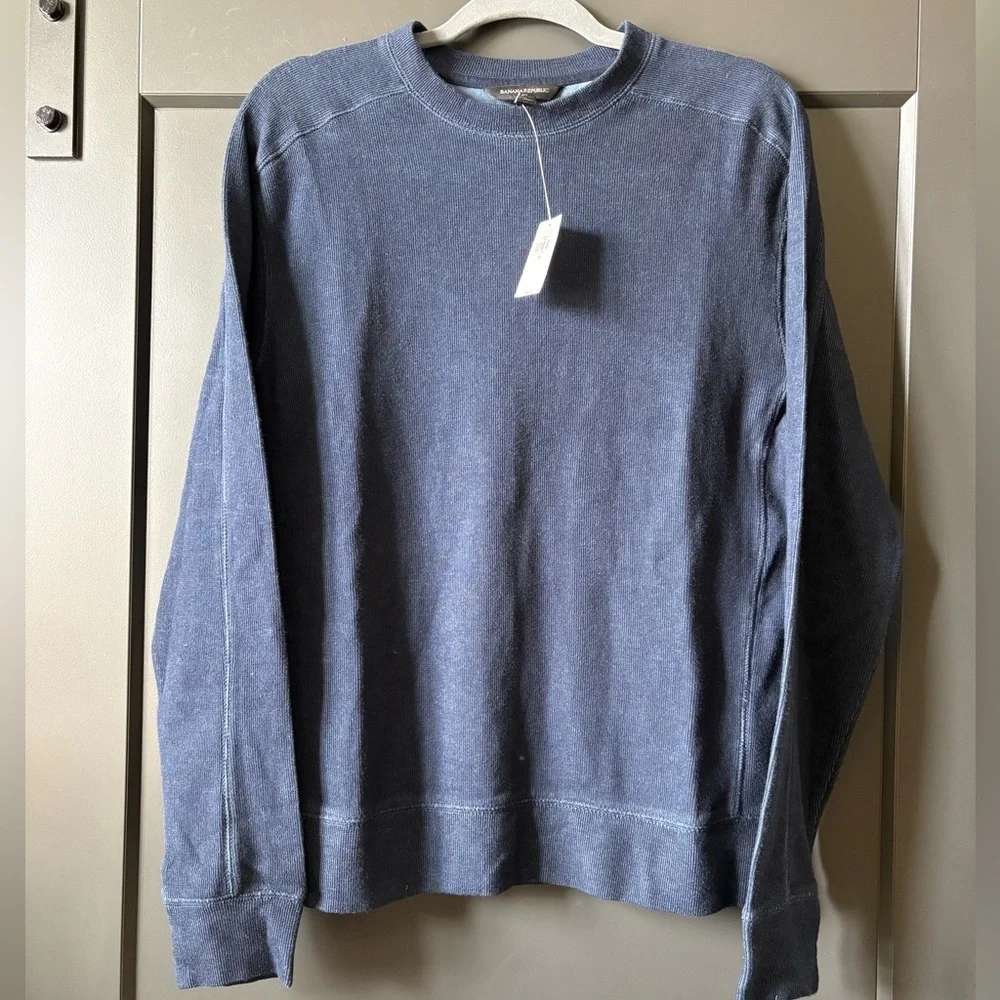 Banana Republic Classic Navy Crewneck Sweater
